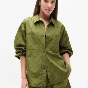 Athleta Lunar Sheen Shirt Top Women's Size M Green Shacket Gorpcore Activewear